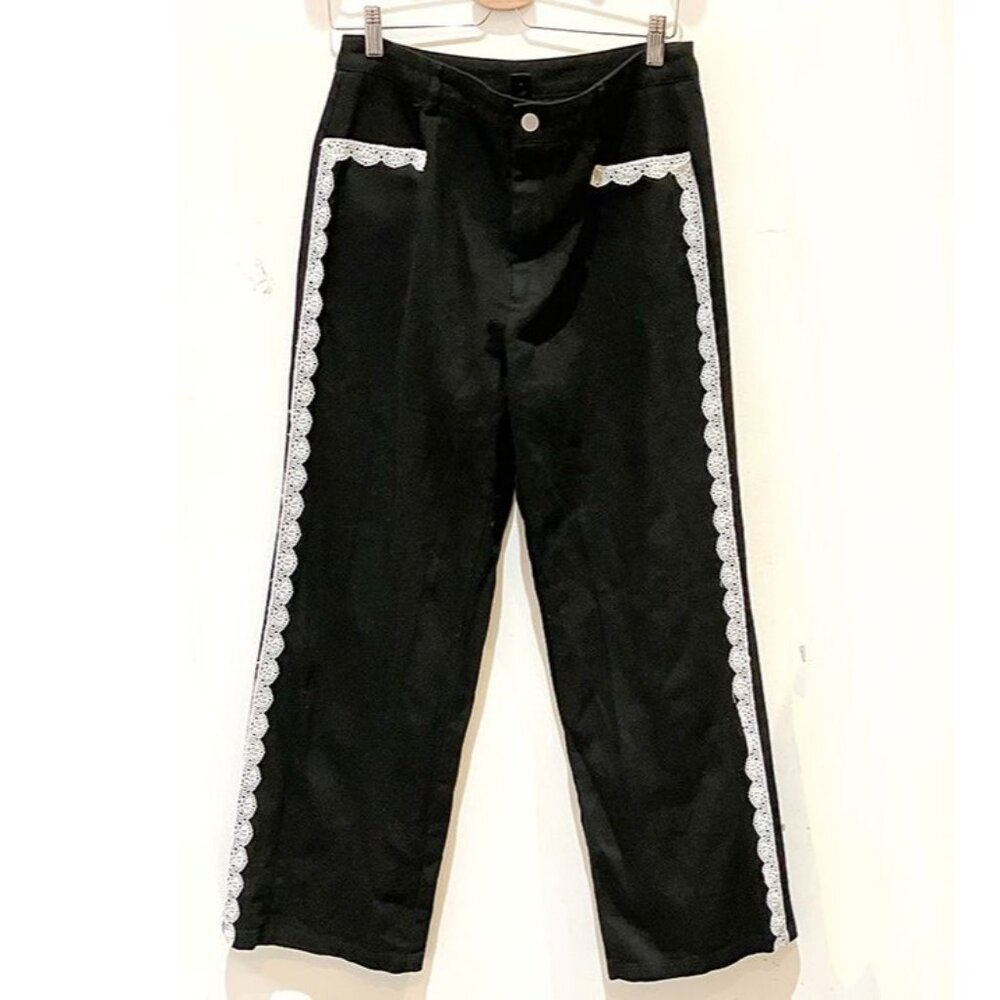 ROMWE Y2K Black denim wide-leg pants, white cotton lace trim, W32”
